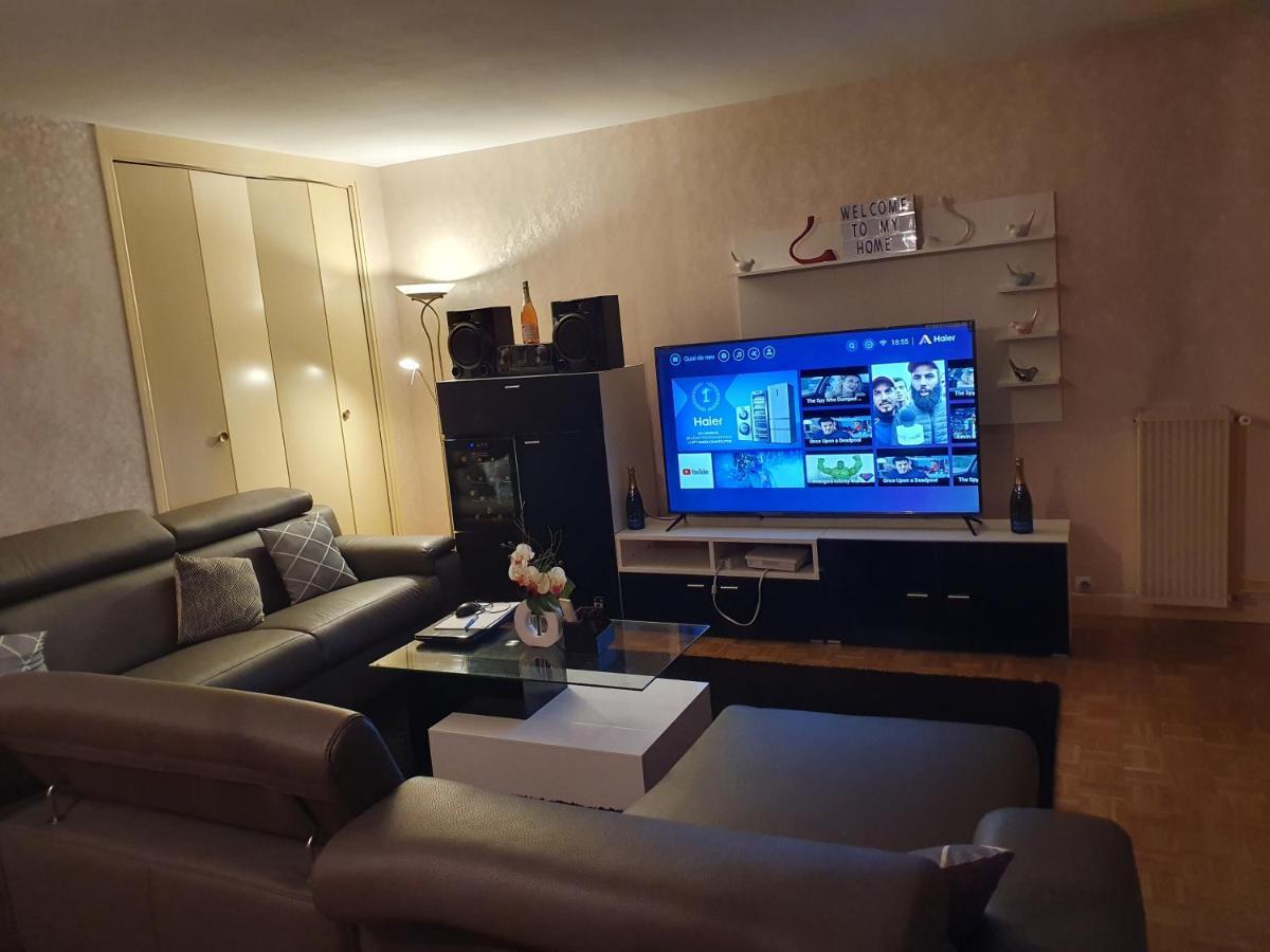 Dans Grand Appart De 113M2 Proche Paris Creil Exterior photo